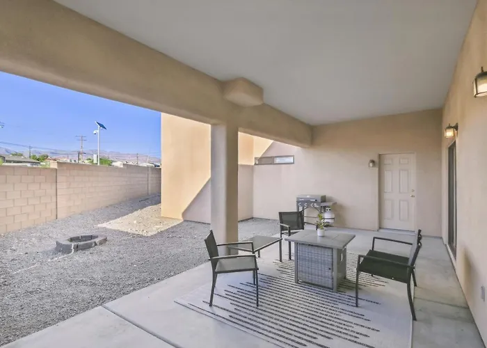 1 Mi To Lake: Airy W/ Patio In Havasu! *