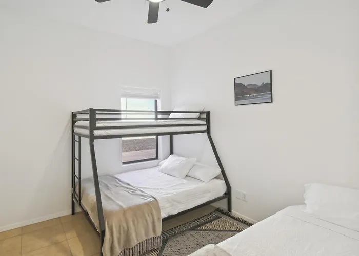 1 Mi To Lake: Airy W/ Patio In Havasu! Lake Havasu City